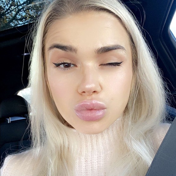 savnicole4042